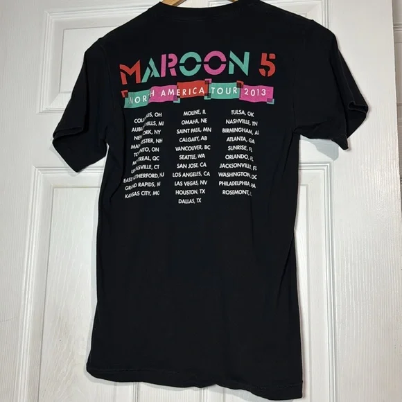 Maroon 5 T-Shirt - Picture 4 of 6